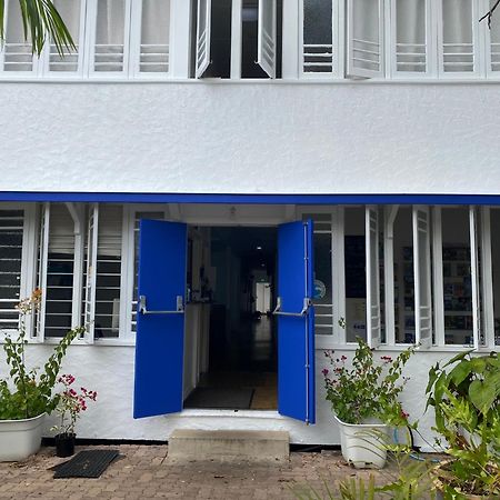 Civic Guesthouse Таунсвилл Экстерьер фото