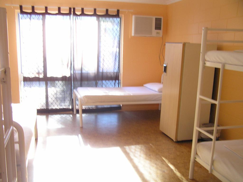 Civic Guesthouse Таунсвилл Номер фото